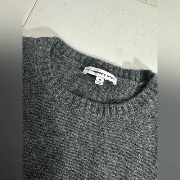 The Cashmere Project SzM Stars Print Crew Neck Pullover Sweater Charcoal Women - Picture 4 of 8